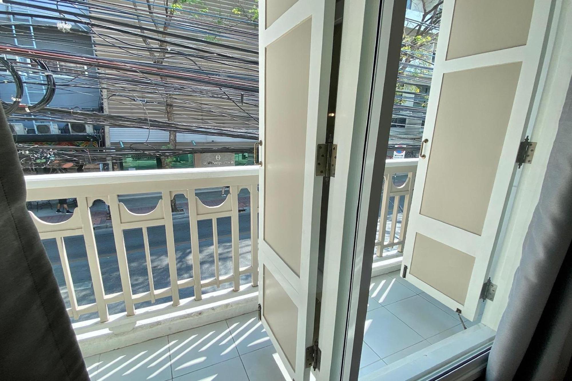 Forgotten Hostel Silom Bangkok Luaran gambar